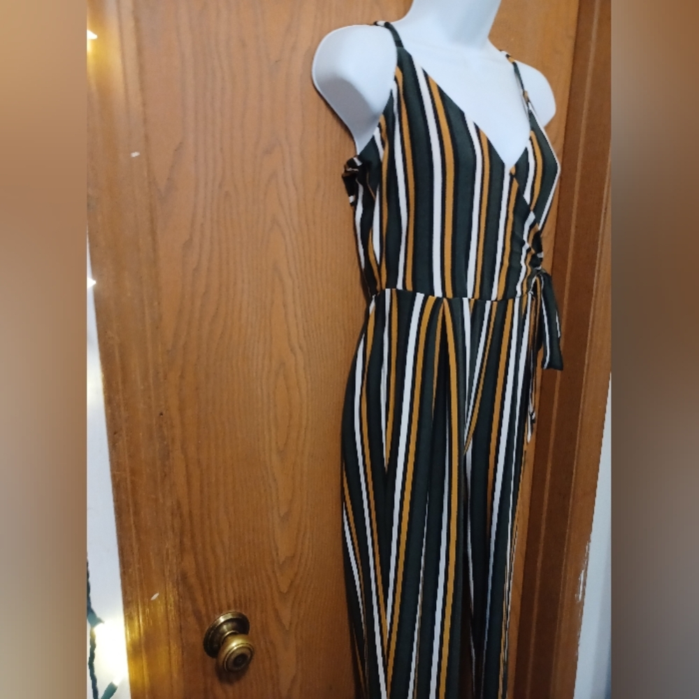 NWT NOBO jumpsuit - Picture 5 of 8